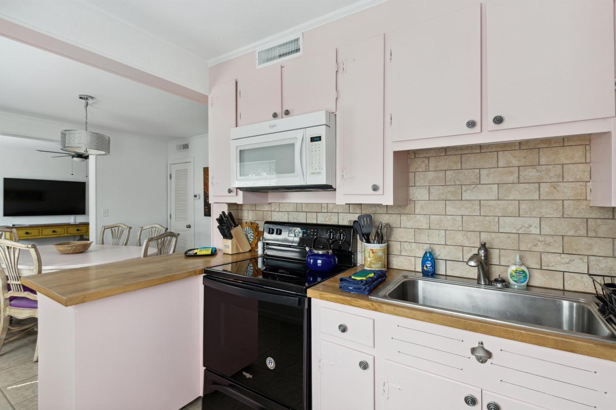 Folly Vacation Great Location, Vintage And Fun 120 Unit B Ferienhaus